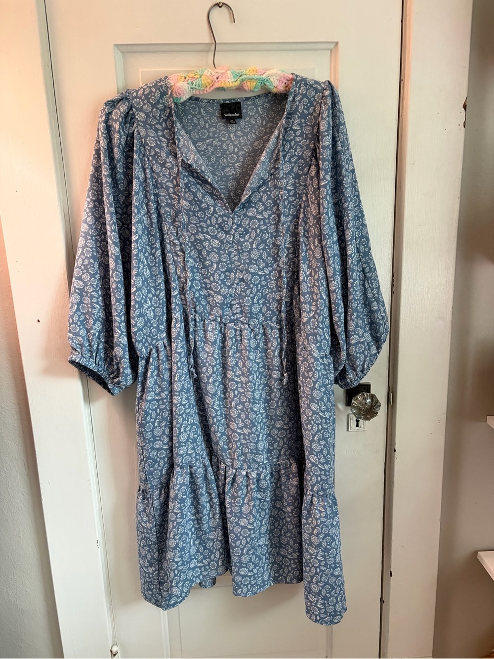 Wallpapher Blue Floral V-Neck Tiered Midi Dress